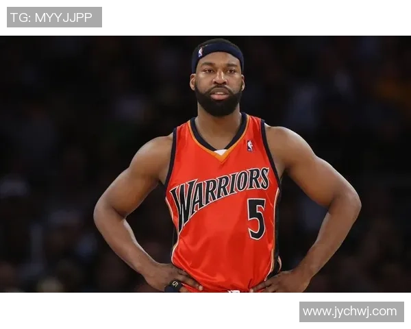 足球明星戴维斯精彩瞬间集锦及其职业生涯成就回顾